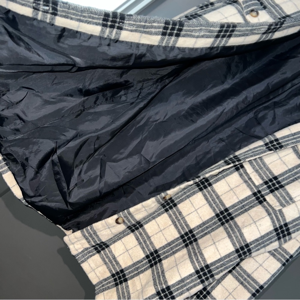 Windsor Flannel Jacket Shacket - Picture 5 of 6